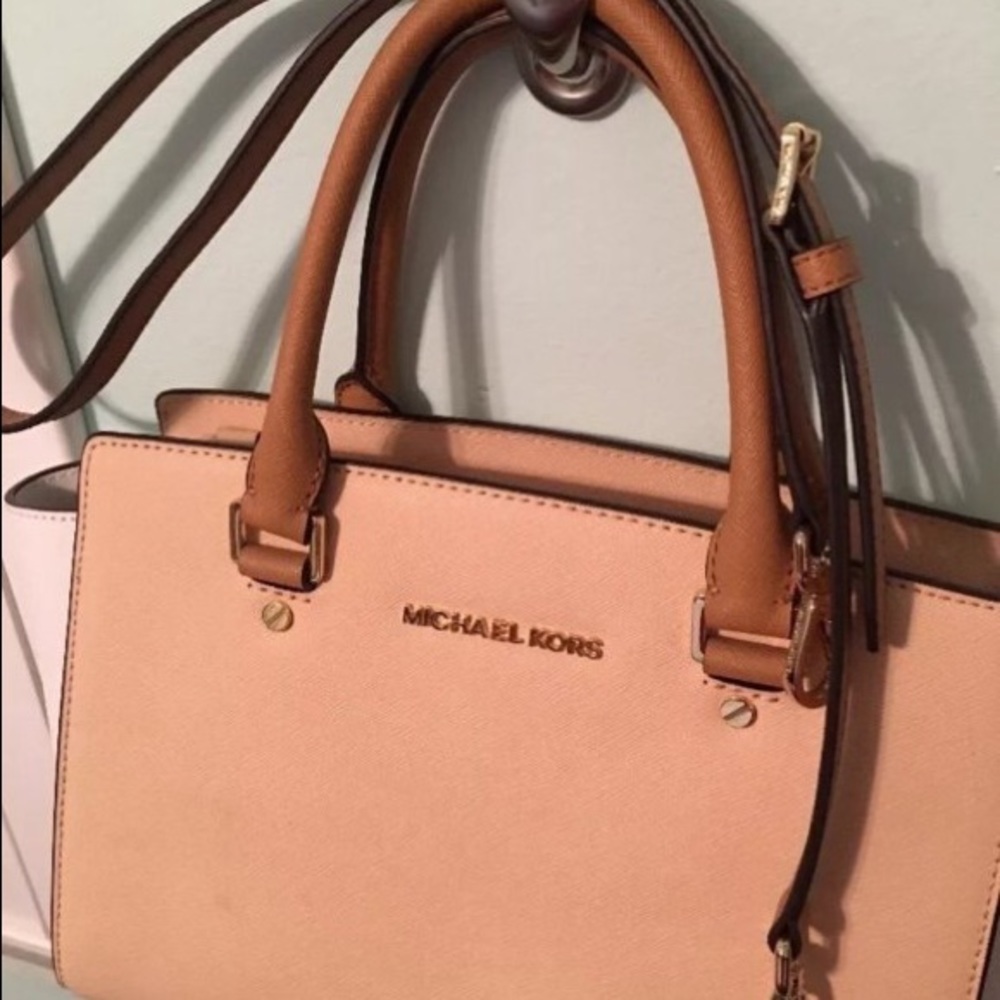 Michael Kors Crossbody
